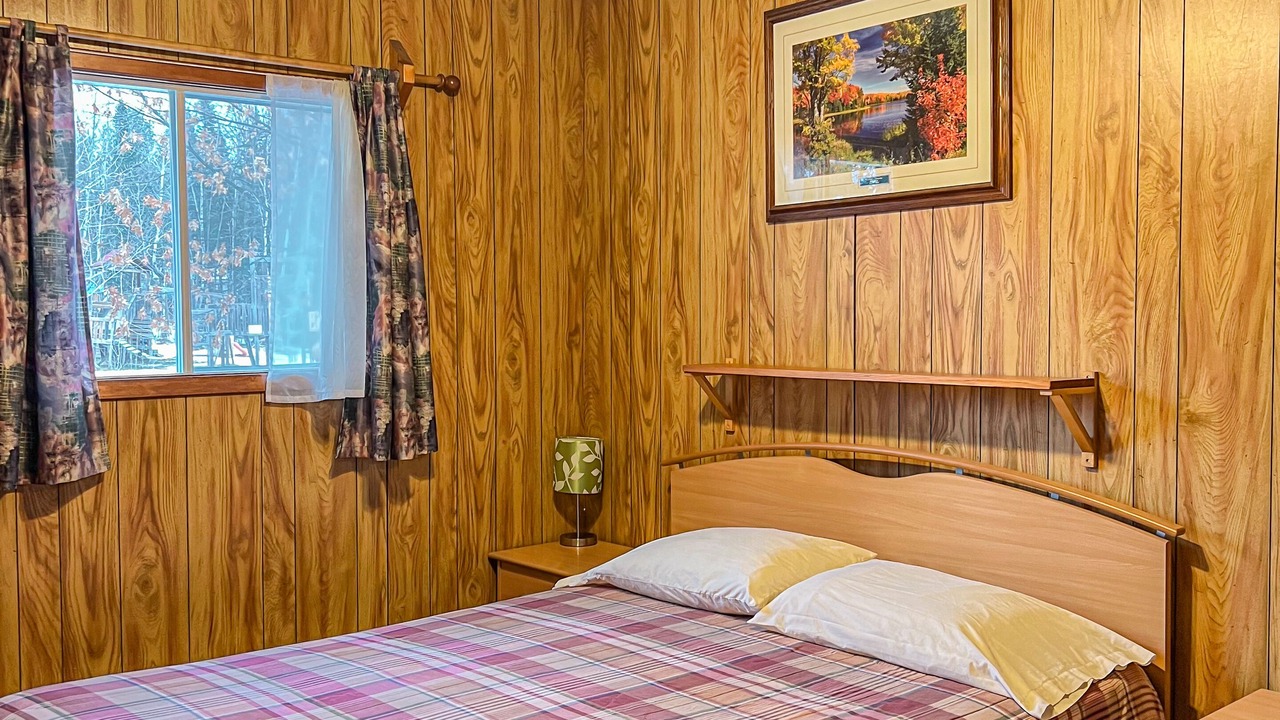 Photo of Bedroom in Magnetawan