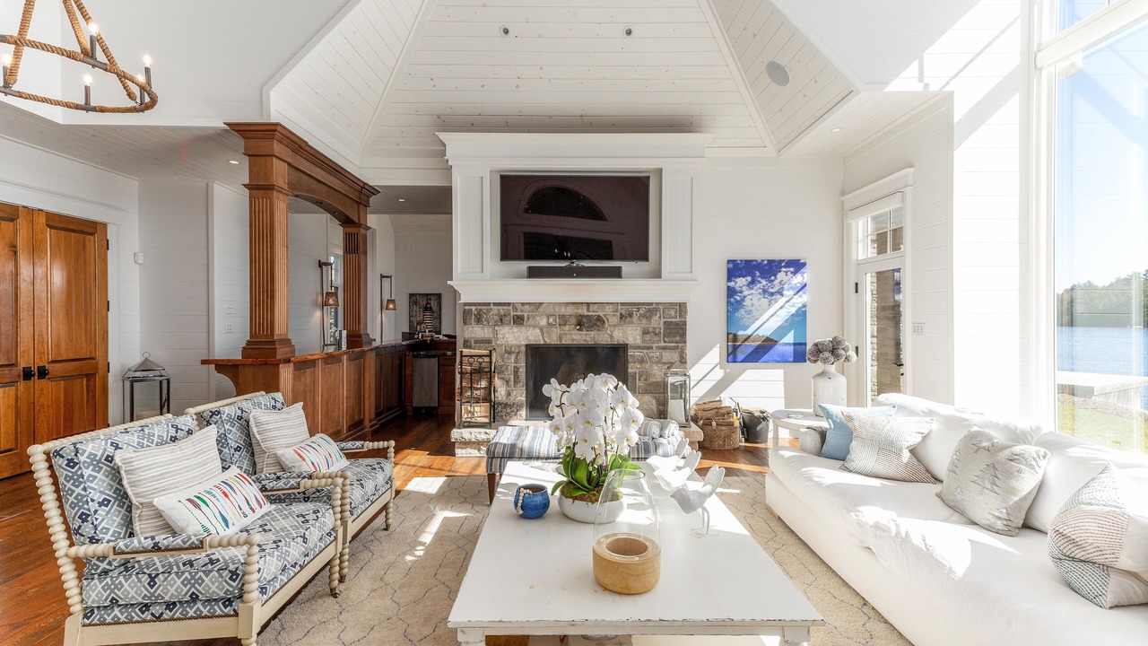 Photo of Livingroom in Georgian Bay