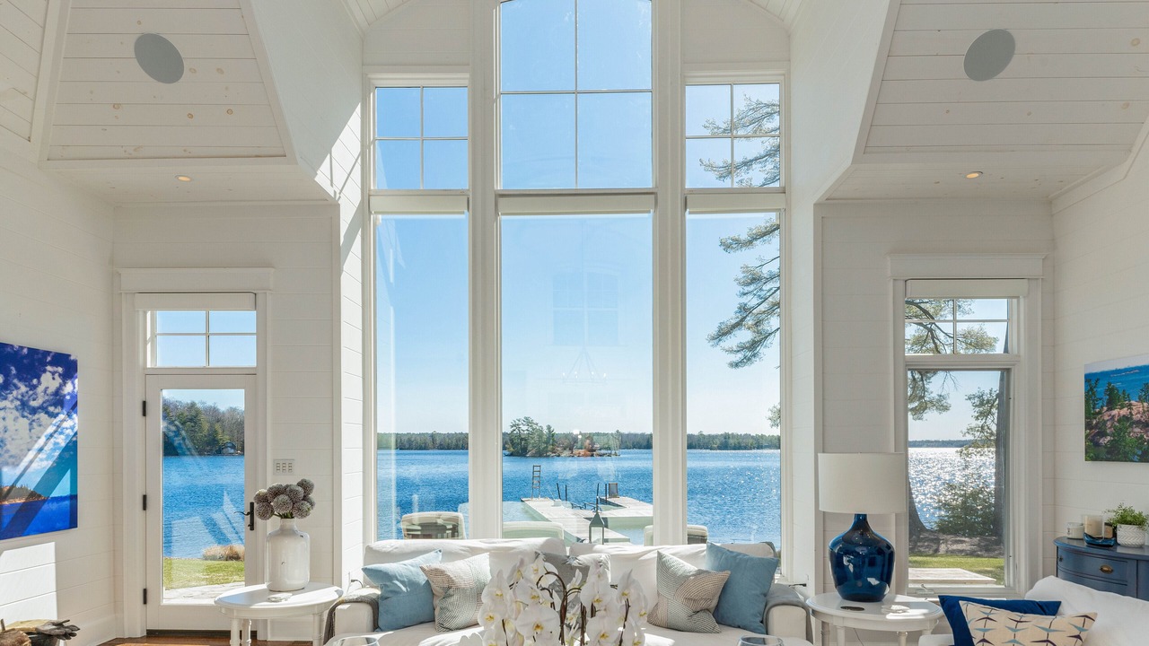 Photo of Livingroom in Georgian Bay