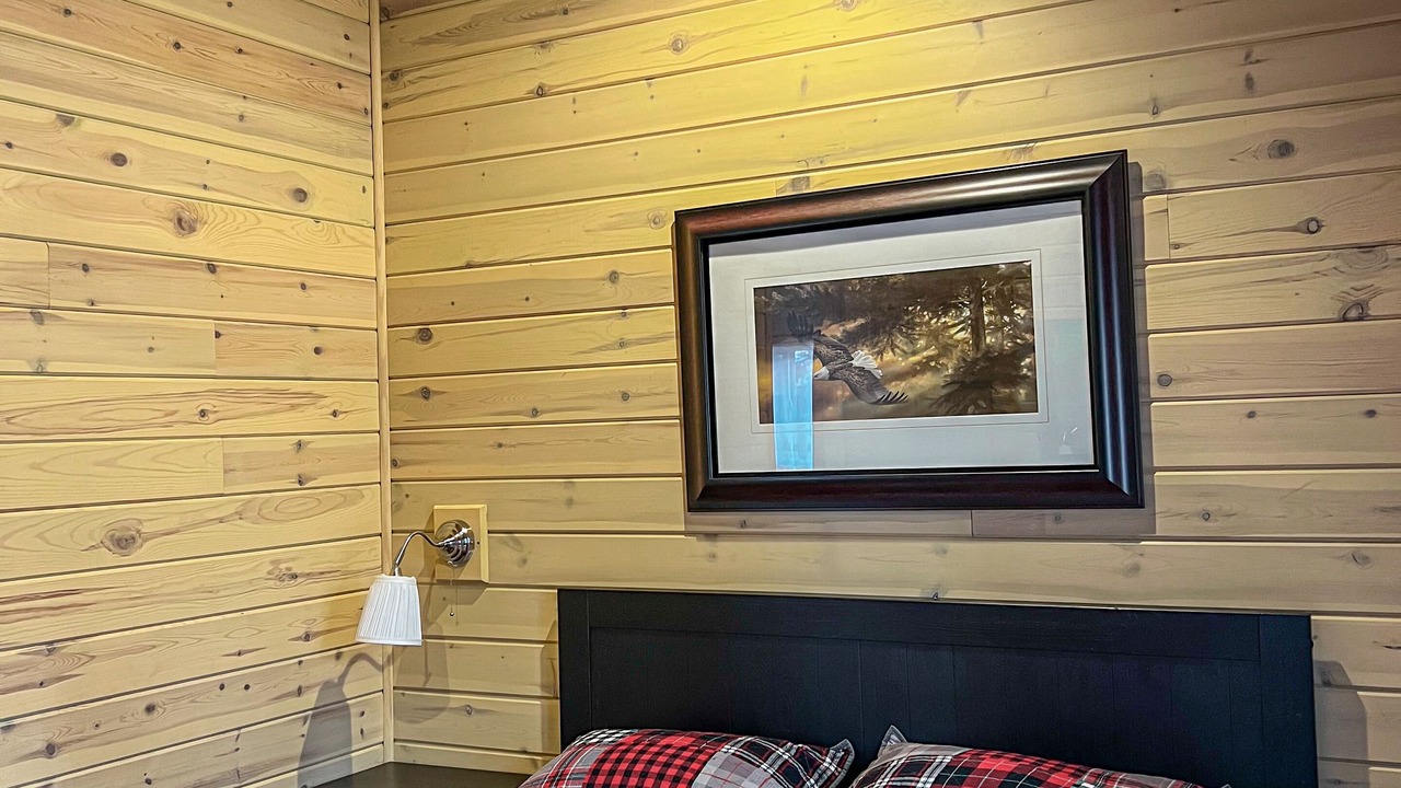 Photo of Bedroom in Magnetawan
