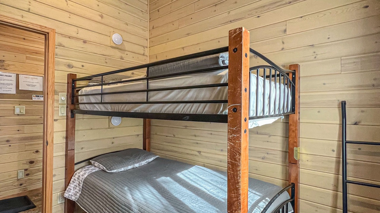 Photo of Bedroom in Magnetawan