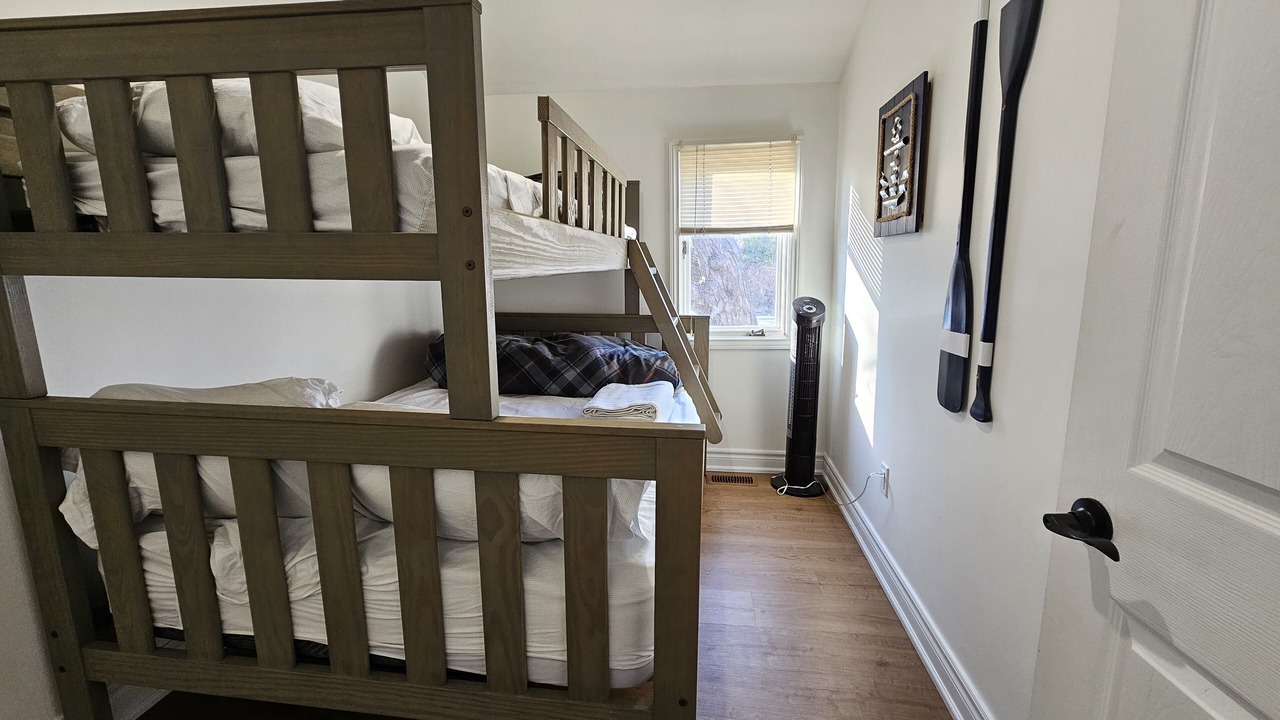 Photo of Bedroom in Bowmanville