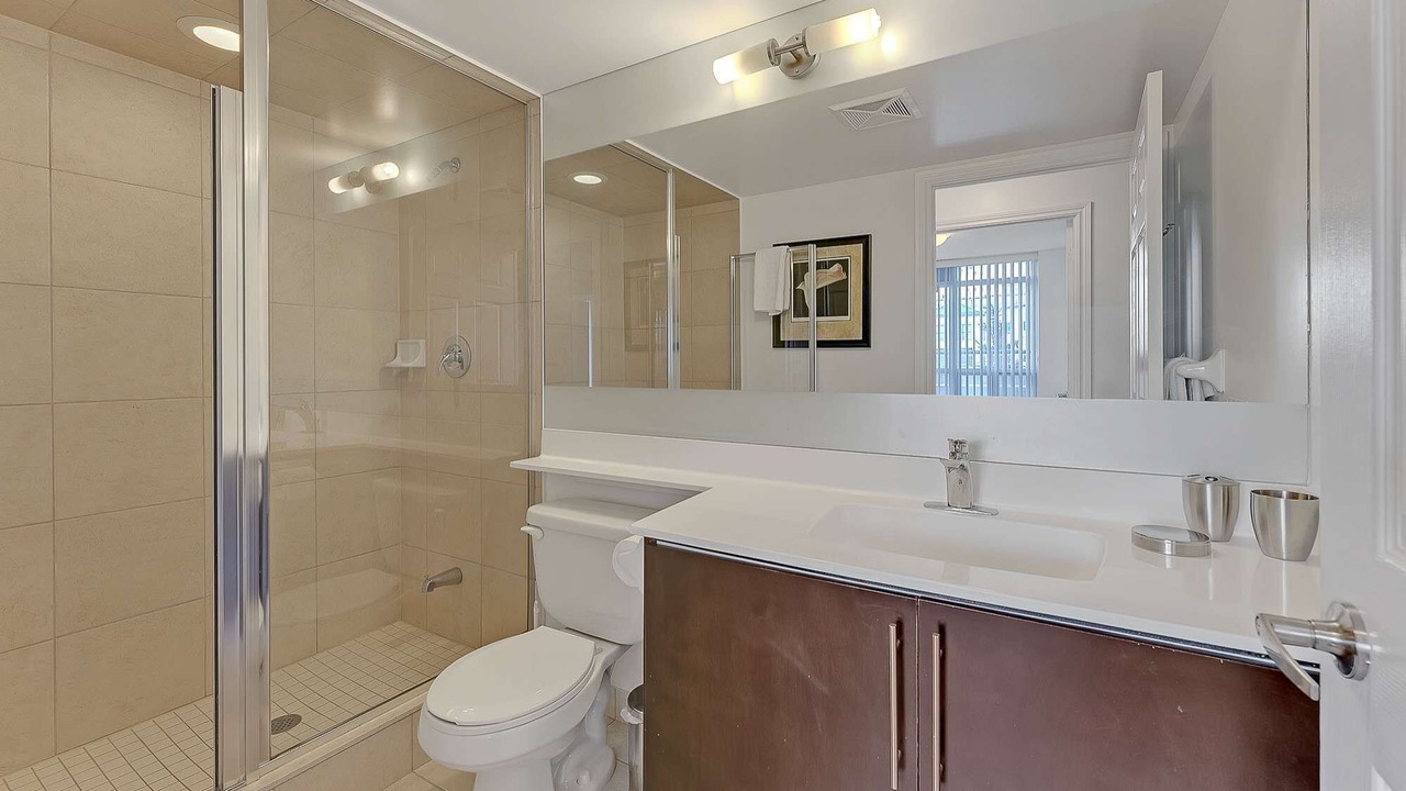 Photo of Bathroom in Downtown Mississauga