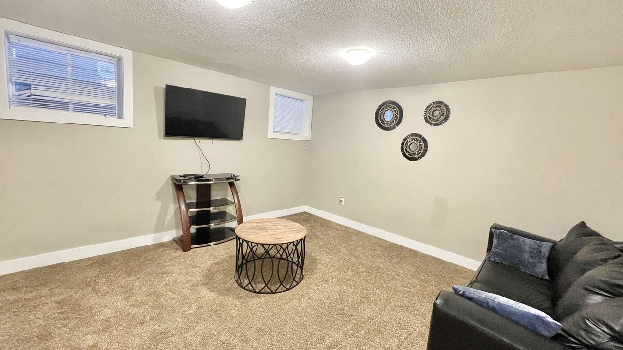 Photo of Livingroom in Grand Bend
