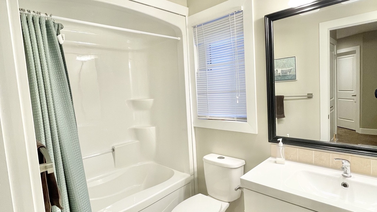 Photo of Bathroom in Grand Bend