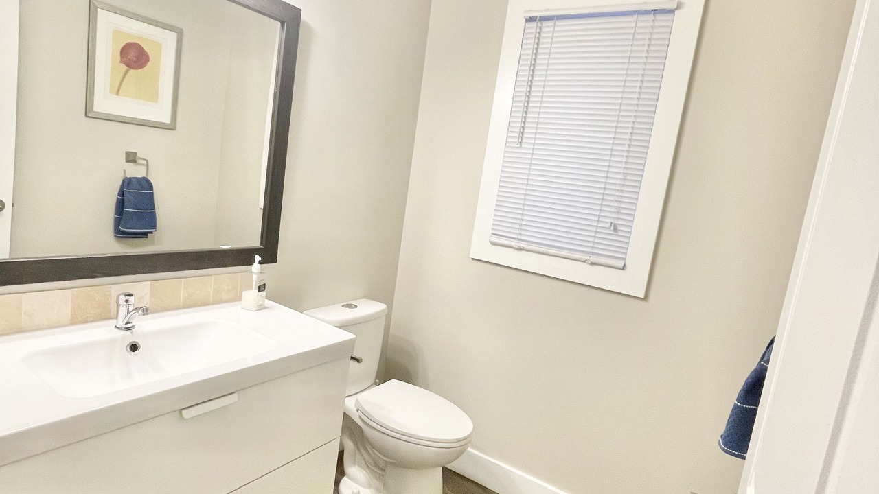 Photo of Bathroom in Grand Bend