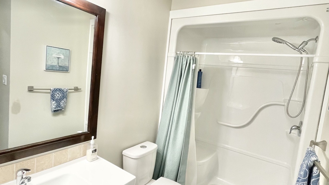 Photo of Bathroom in Grand Bend