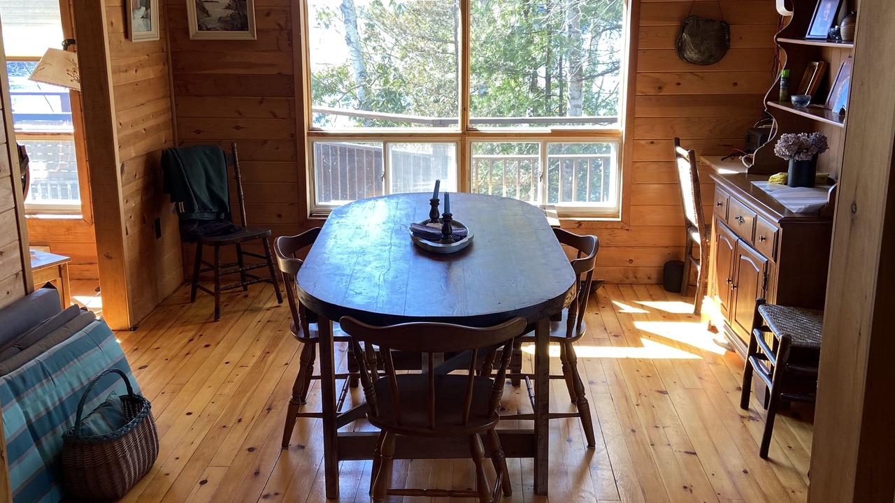Photo of Livingroom in Frontenac