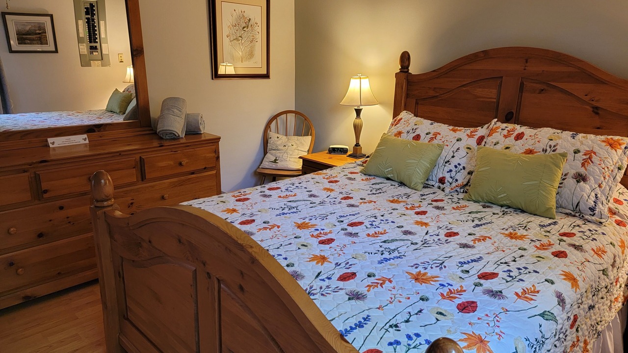 Photo of Bedroom in North Kawartha