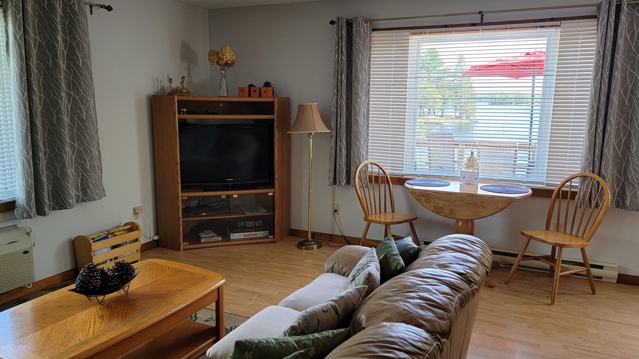 Photo of Livingroom in North Kawartha