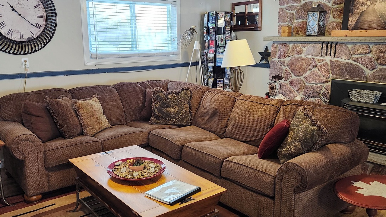 Photo of Livingroom in Gravenhurst