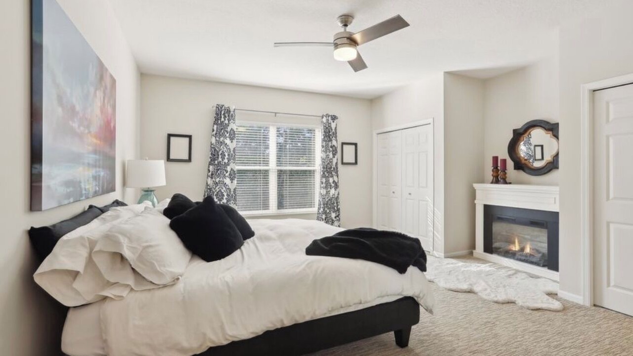 Photo of Bedroom in Deephaven