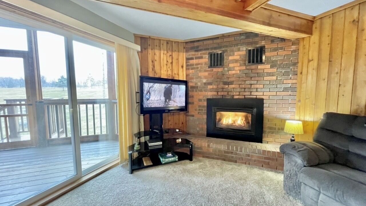Photo of Livingroom in Hill City