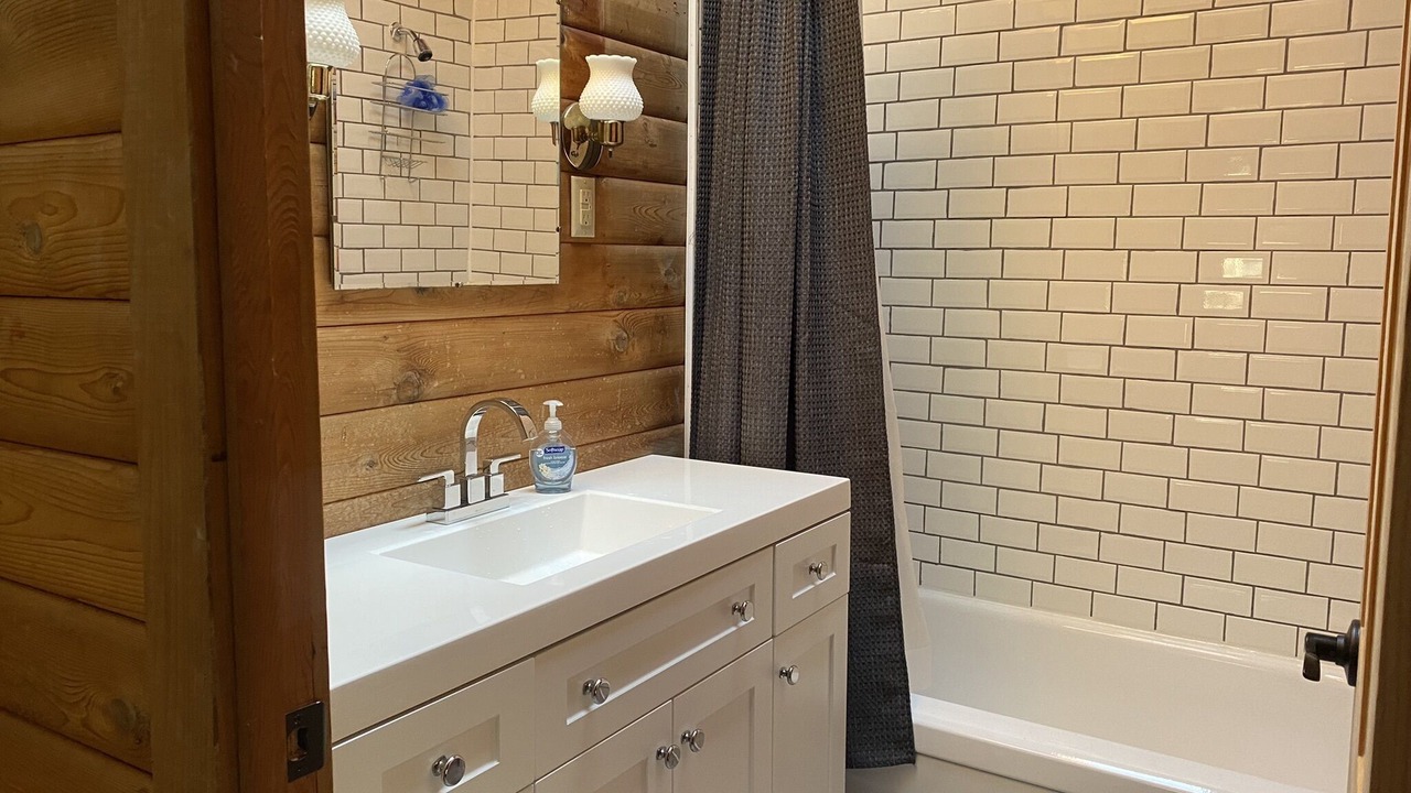 Photo of Bathroom in Bala