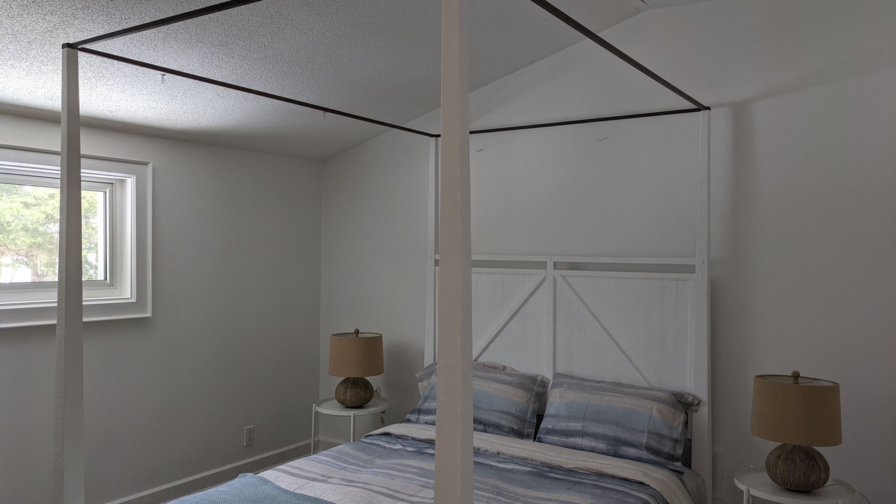Photo of Bedroom in Bracebridge