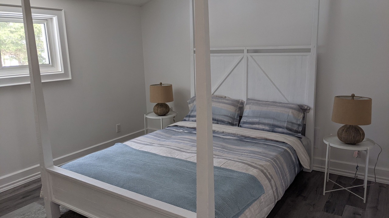 Photo of Bedroom in Bracebridge