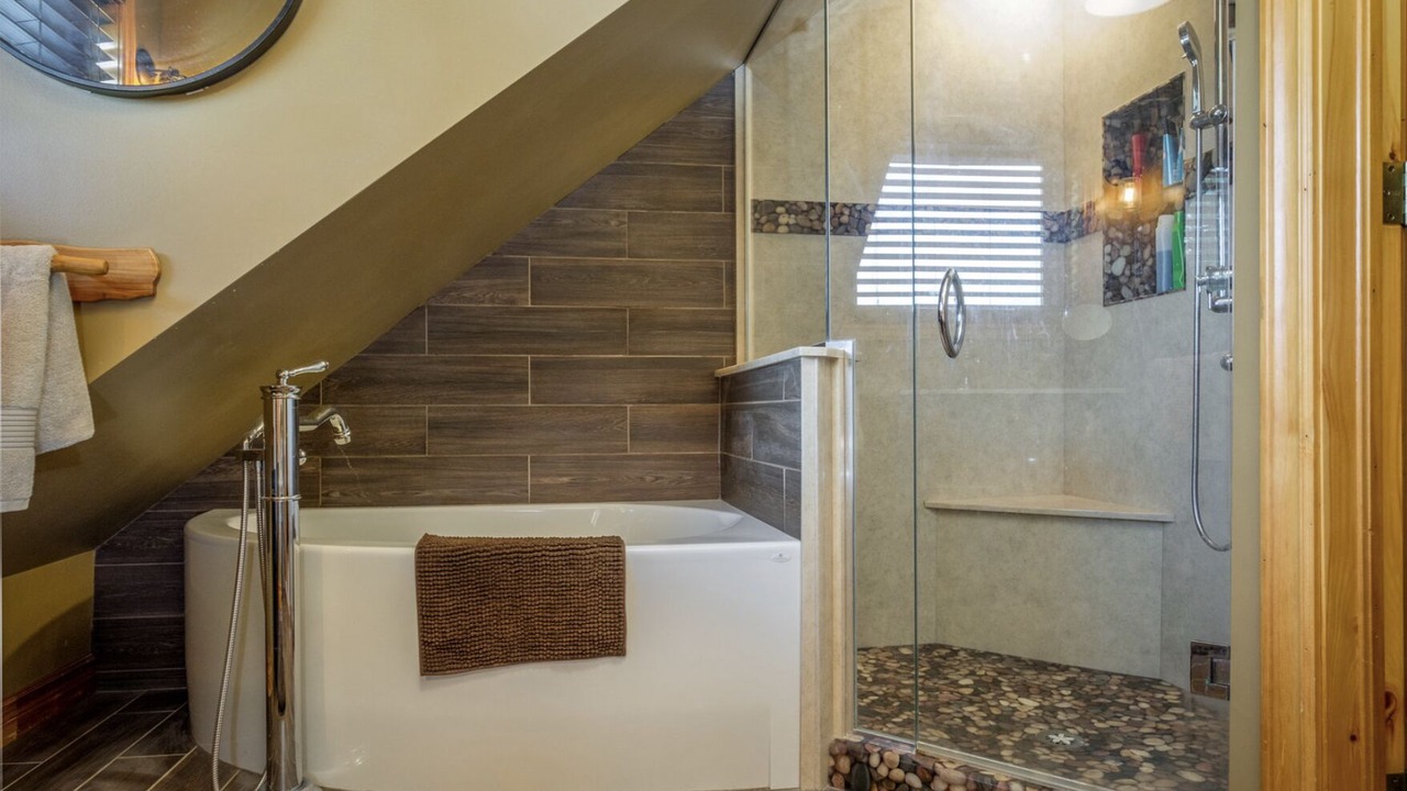Photo of Bathroom in Port Dover
