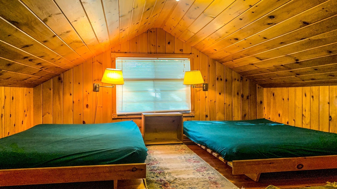 Photo of Bedroom in Arden