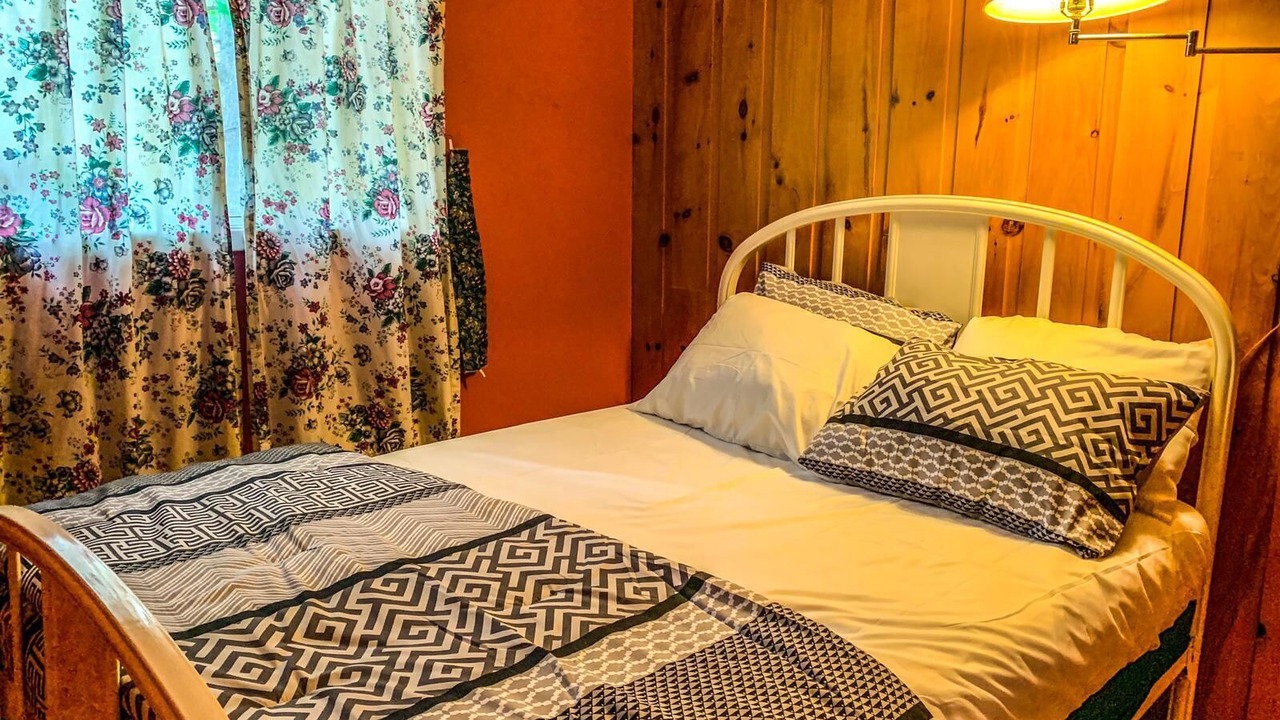 Photo of Bedroom in Arden