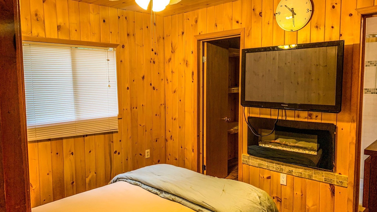Photo of Bedroom in Arden