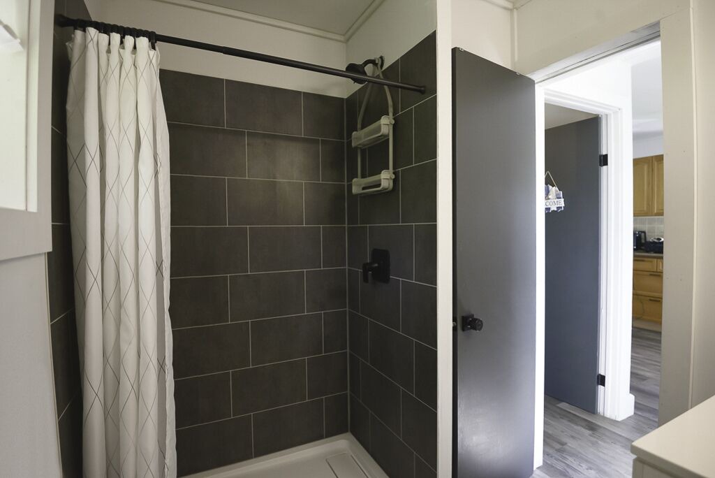 Photo of Bathroom in Isaacs Glen