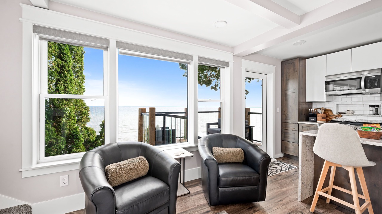 Photo of Livingroom in Lakeside - Lester Park