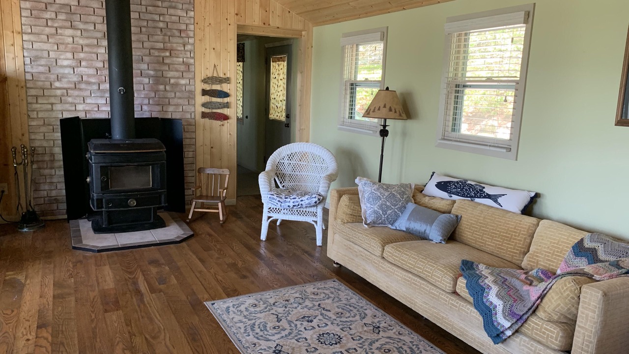 Photo of Livingroom in Longville