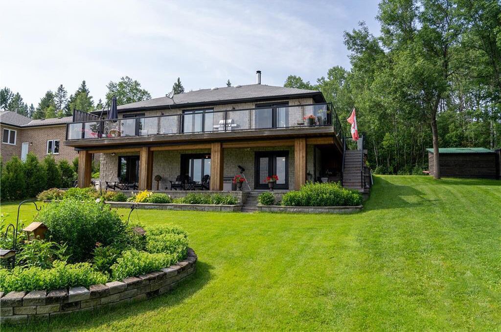 Photo of Outdoor in French River