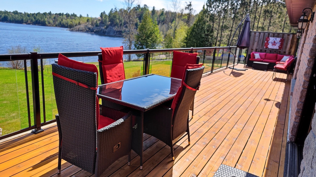 Photo of Patio Balcony in French River
