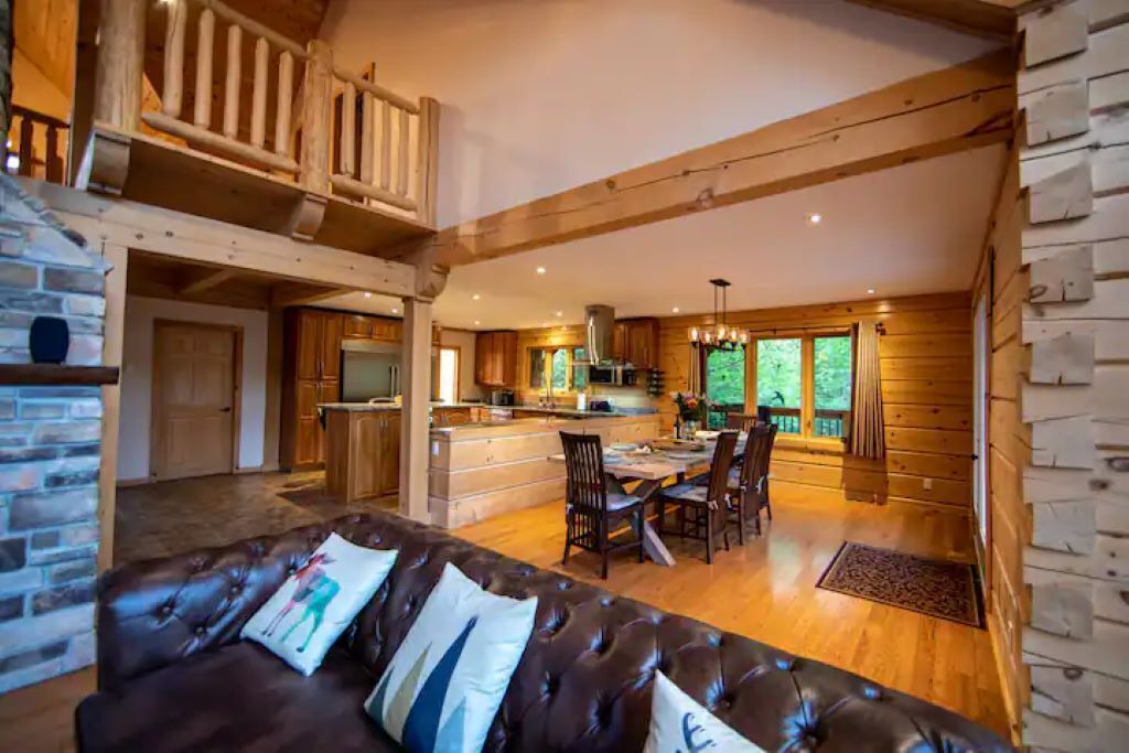 Photo of Livingroom in Cumberland Beach
