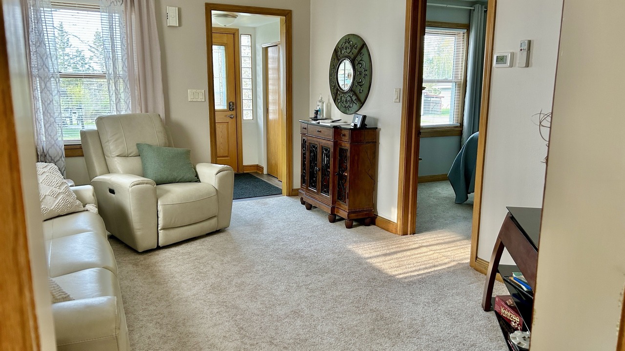 Photo of Livingroom in Two Harbors