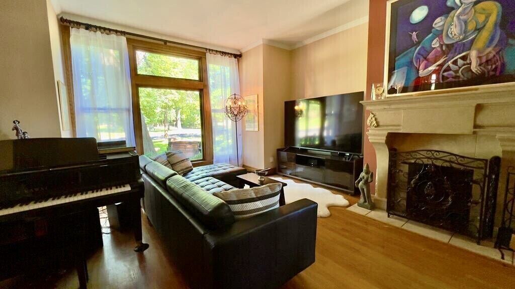 Photo of Livingroom in West Seventh