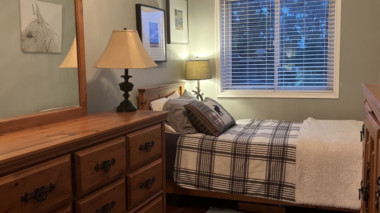 Photo of Bedroom in Port Colborne