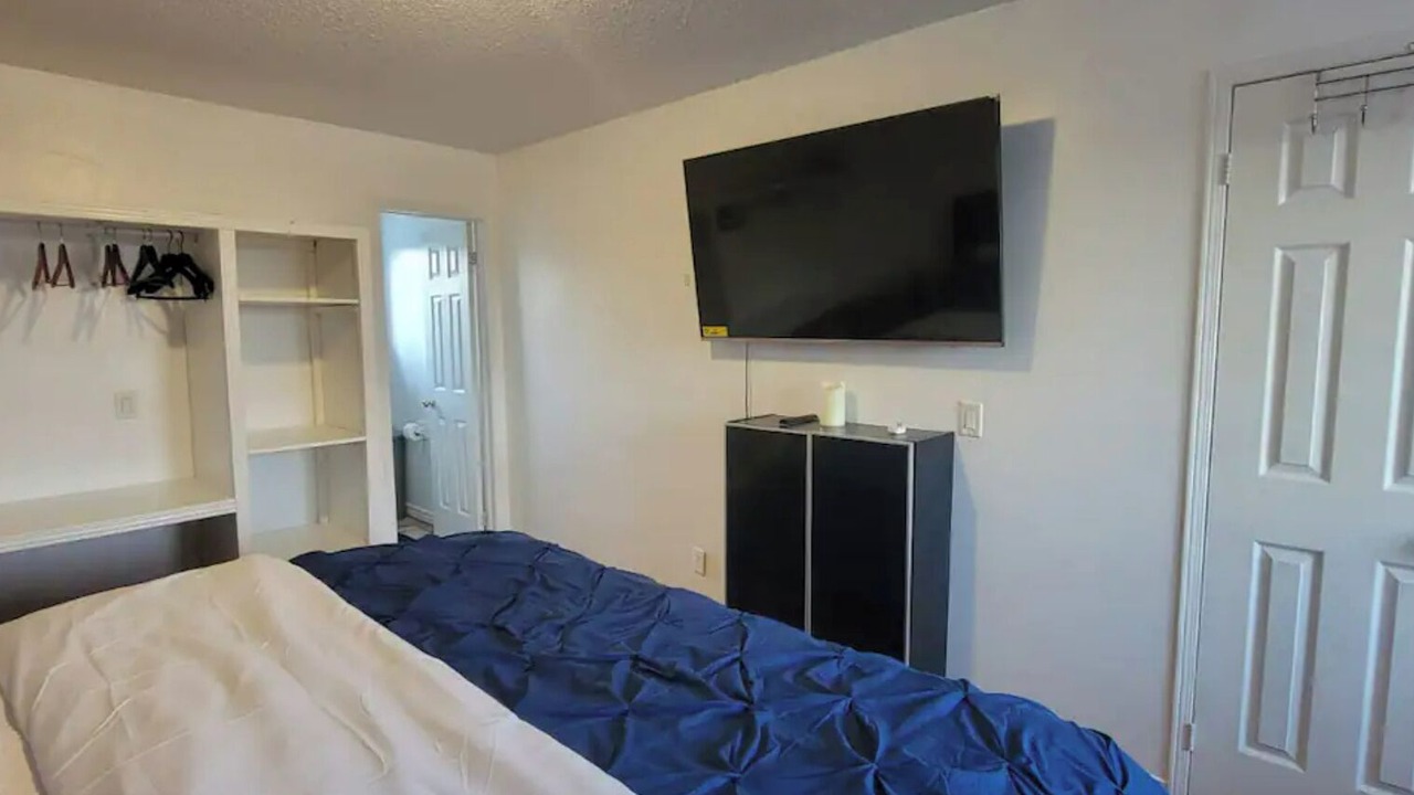 Photo of Bedroom in Barrie