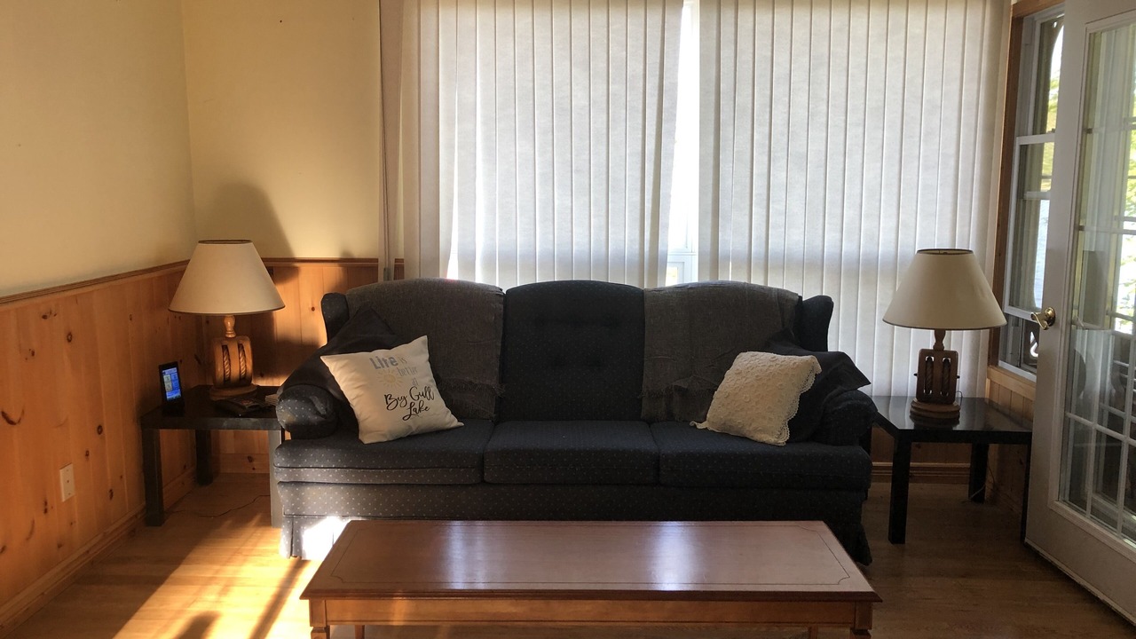 Photo of Livingroom in North Frontenac