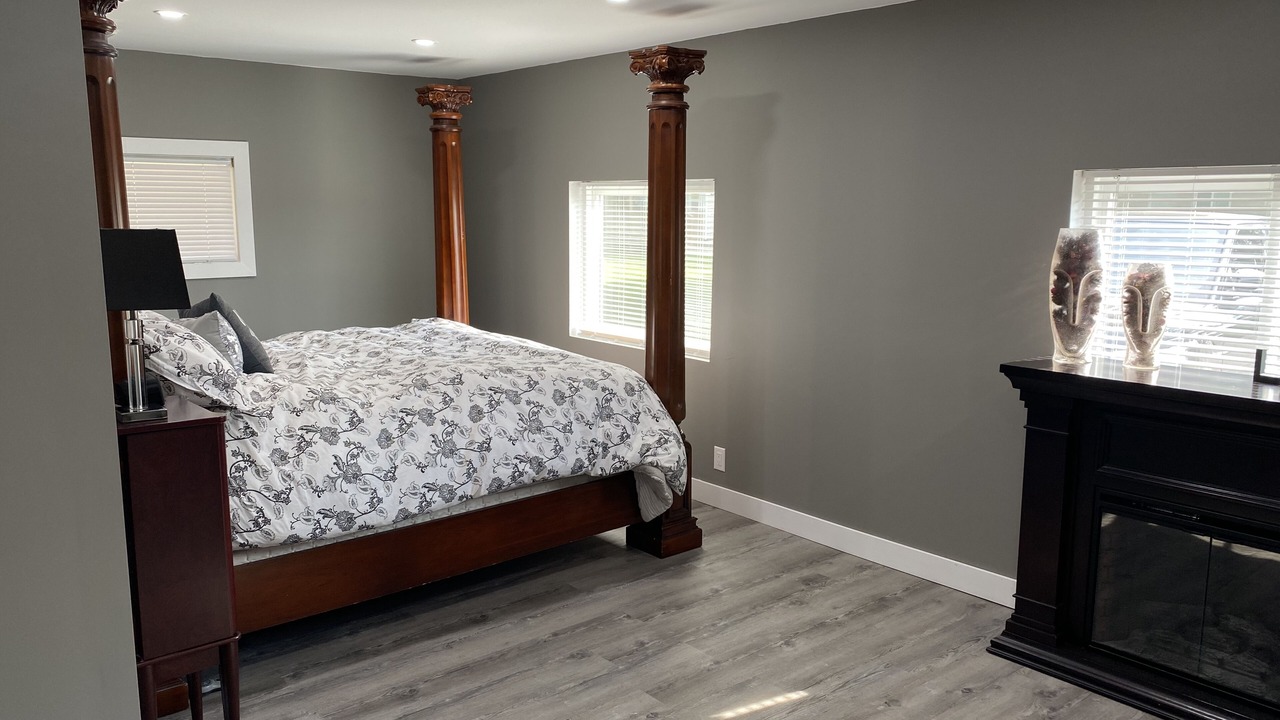 Photo of Bedroom in Tillsonburg