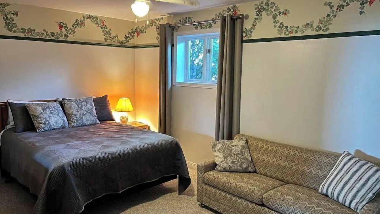 Photo of Bedroom in Plympton-Wyoming