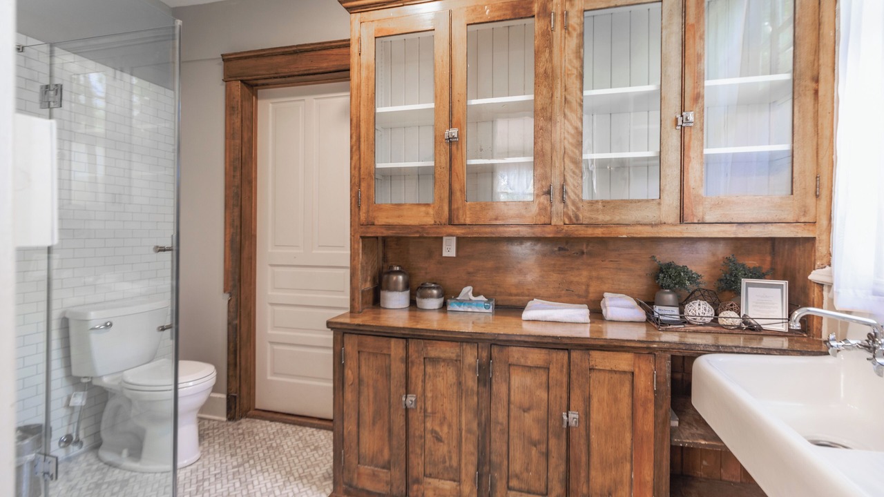 Photo of Bathroom in Congdon Park