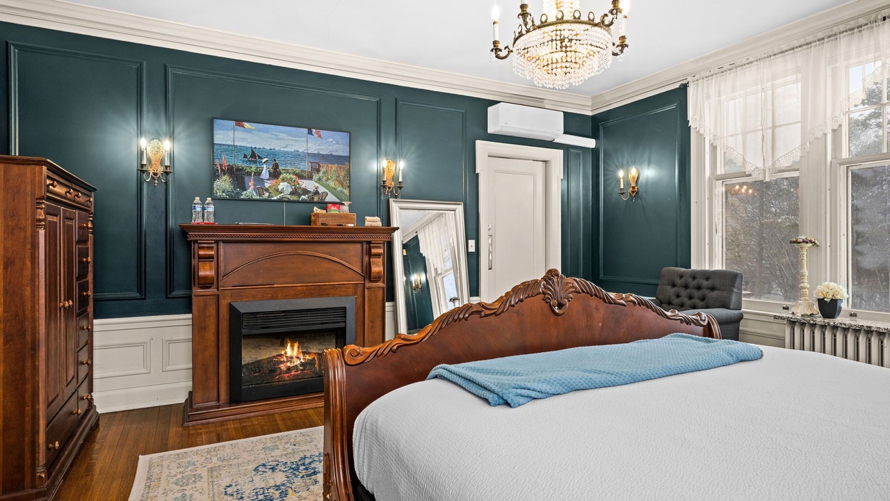 Photo of Bedroom in Congdon Park