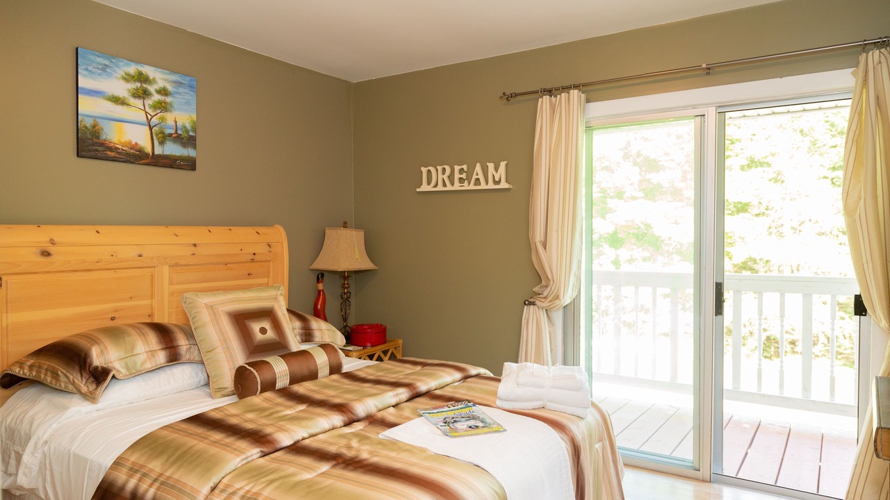 Photo of Bedroom in Hastings Highlands