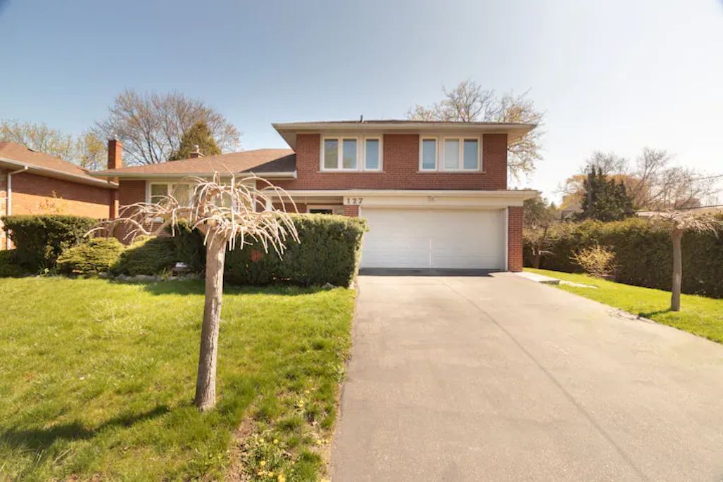 Photo of Outdoor in Willowdale