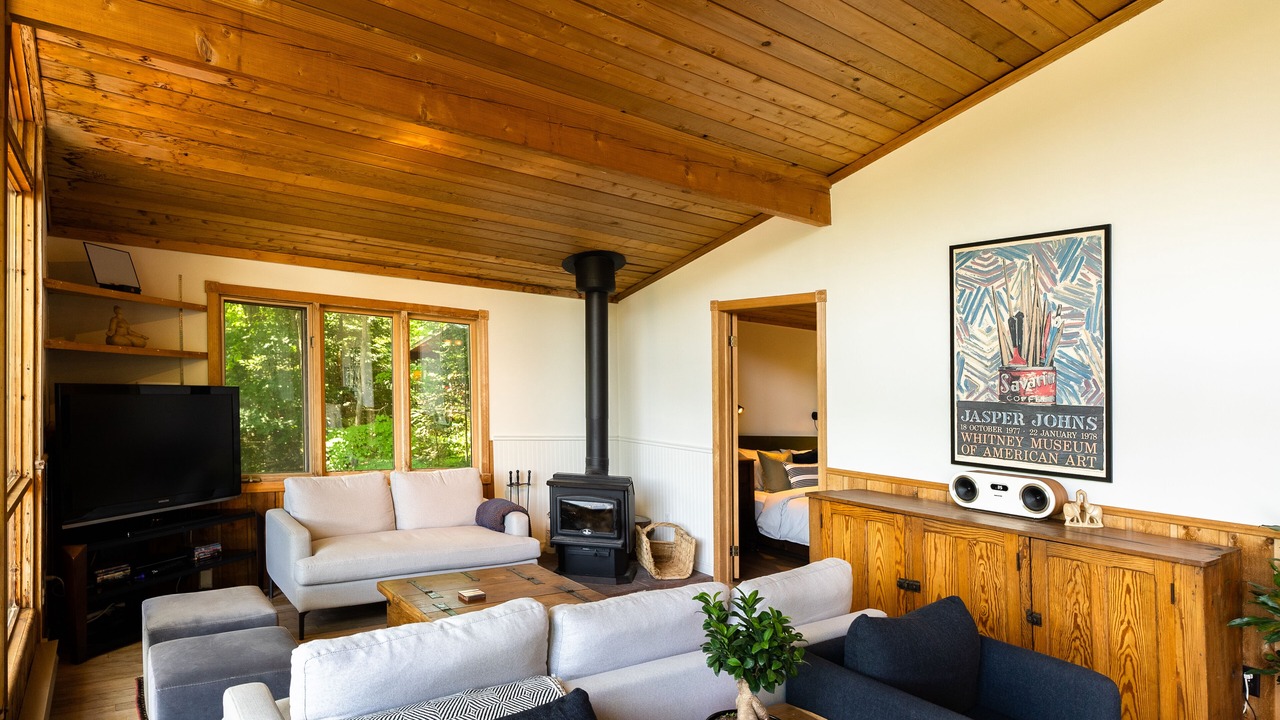 Photo of Livingroom in Eagle Lake