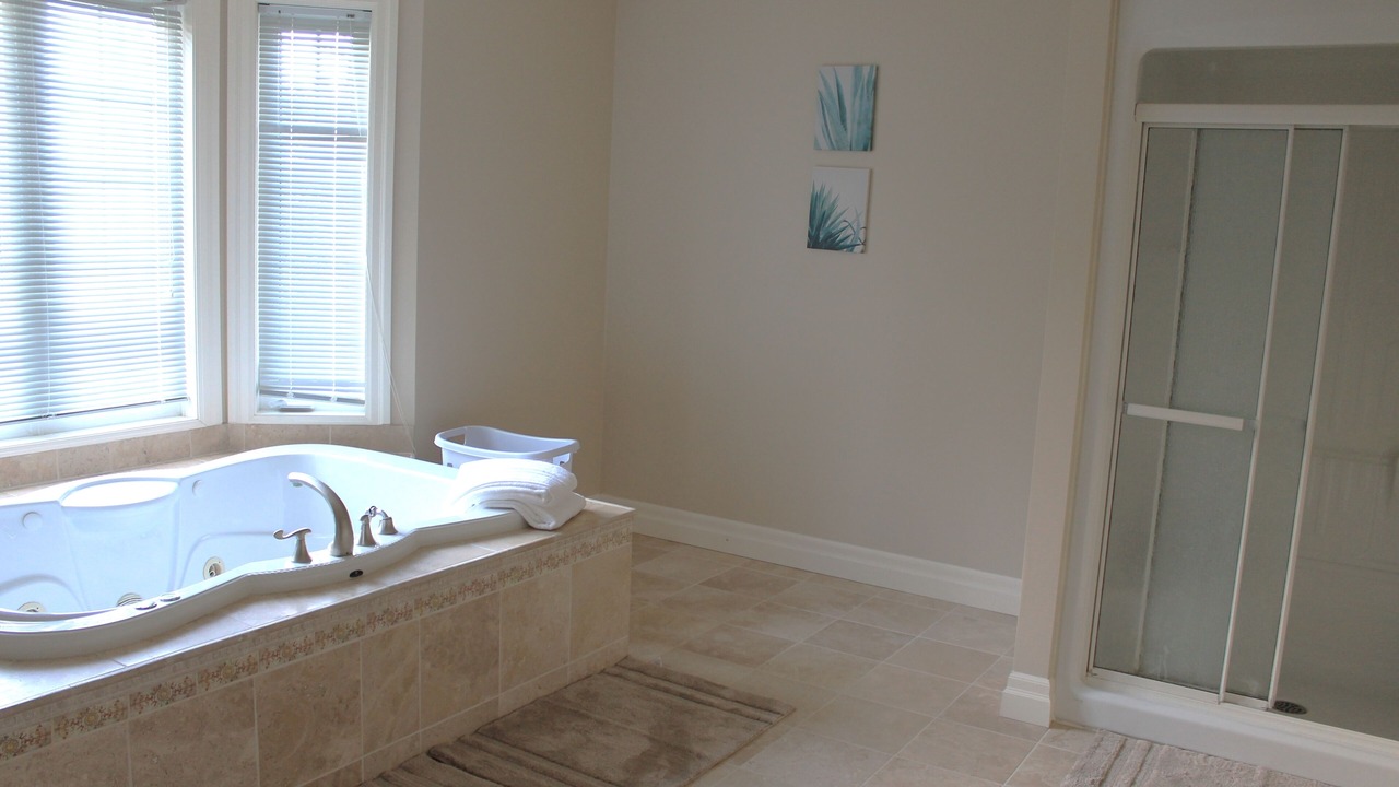 Photo of Bathroom in Georgian Bluffs