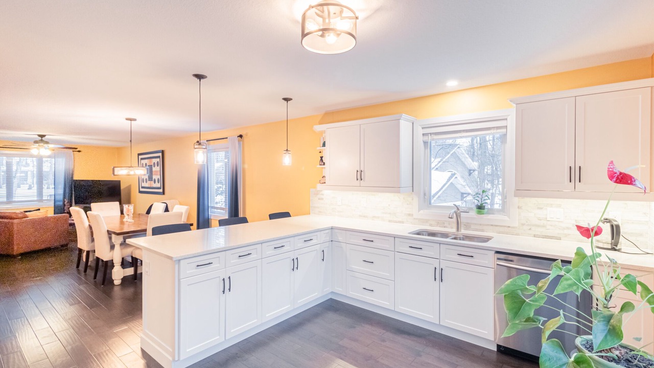 Photo of Kitchen in Grand Bend