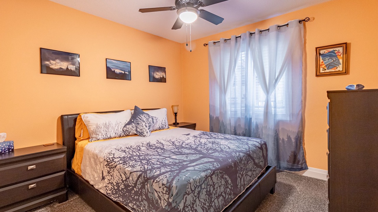 Photo of Bedroom in Grand Bend