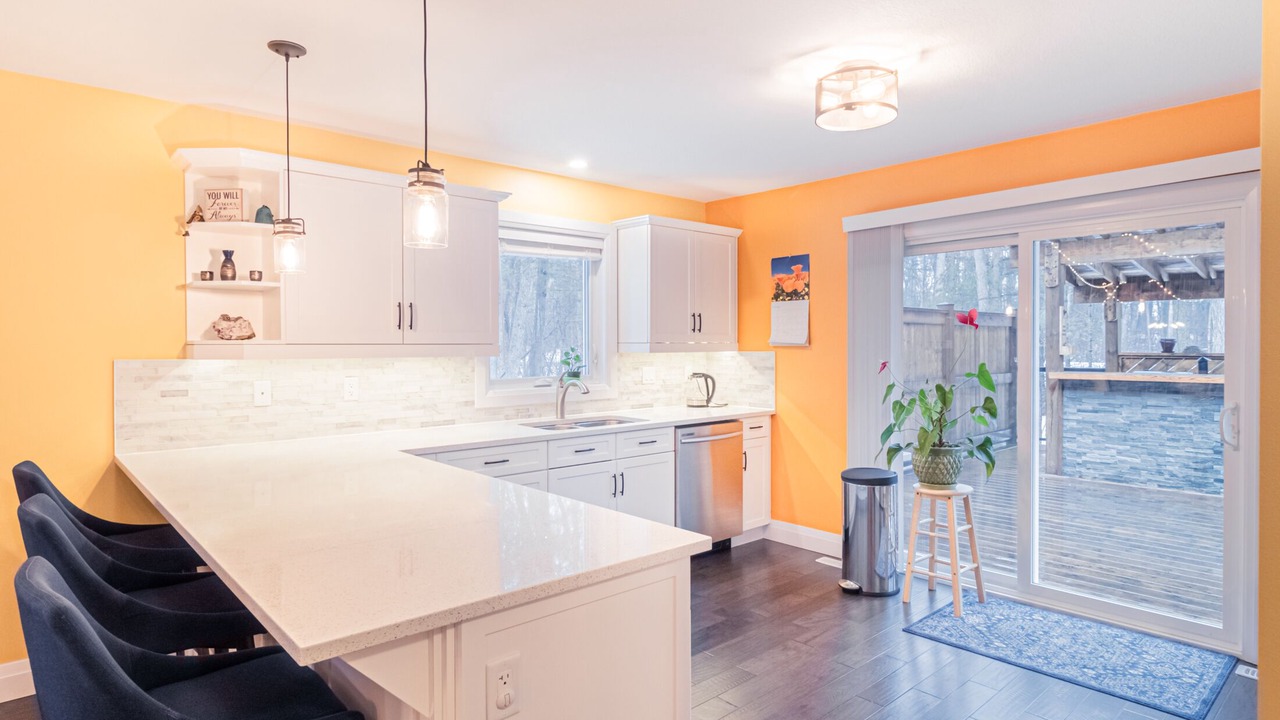 Photo of Kitchen in Grand Bend
