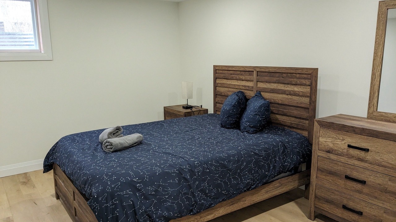 Photo of Bedroom in Grand Bend