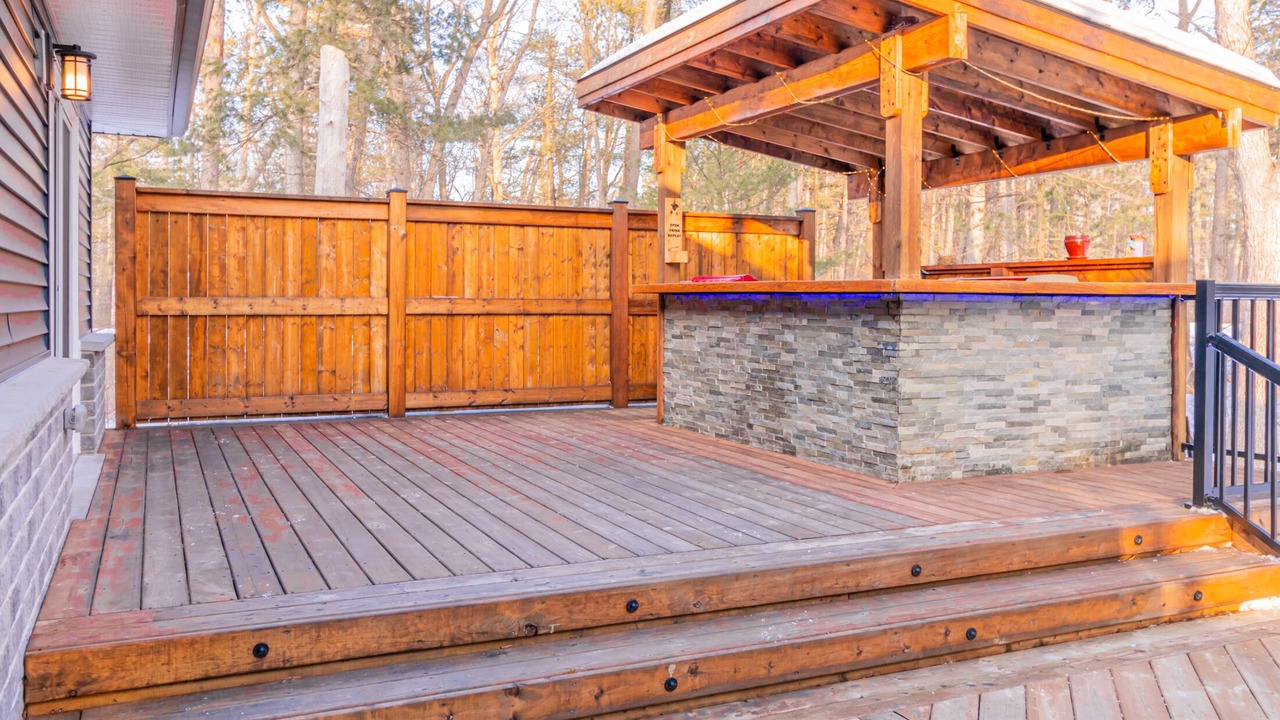 Photo of Patio Balcony in Grand Bend