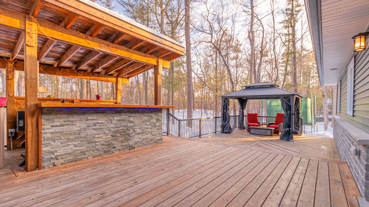 Photo of Patio Balcony in Grand Bend