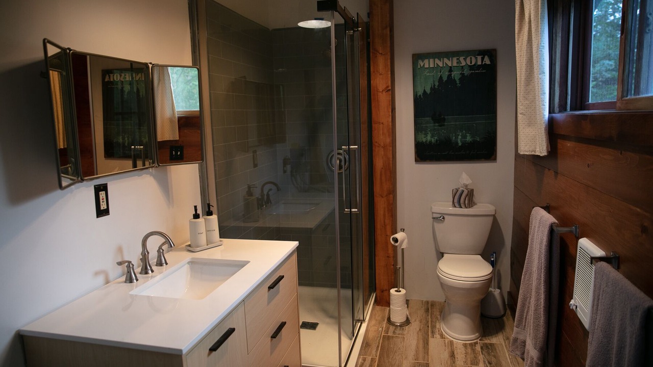 Photo of Bathroom in Orr